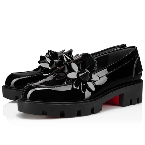 Christian Louboutin Daisy Spikes Loafers
Sz 37 US 7 - Picture 2 of 12